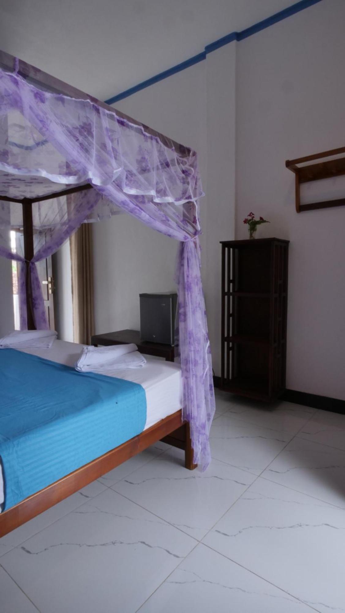 Aqua Blue Hotel อารูกัมเบย์ ภายนอก รูปภาพ
